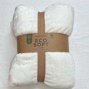 Berkshire Life EcoSoft King Blanket